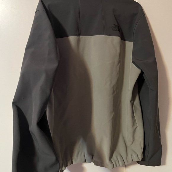 Mens Large Two-Toned Grey “The North Face” Jacket - Picture 13 of 14